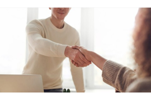 用英语通过你的工作面试：得到你梦想的工作！ ( Pass your job interview in English : Get your dream job! )