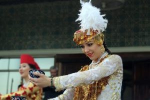 如果您要去乌兹别克斯坦旅行，请订阅8个油管r